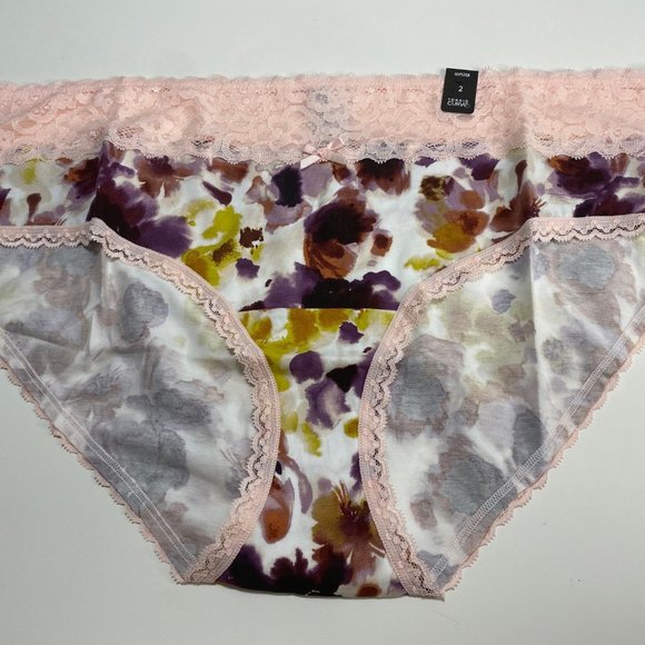 Torrid - WIDE LACE TRIM HIPSTER PANTY - COTTON FLORAL PINK - Picture 2 of 4